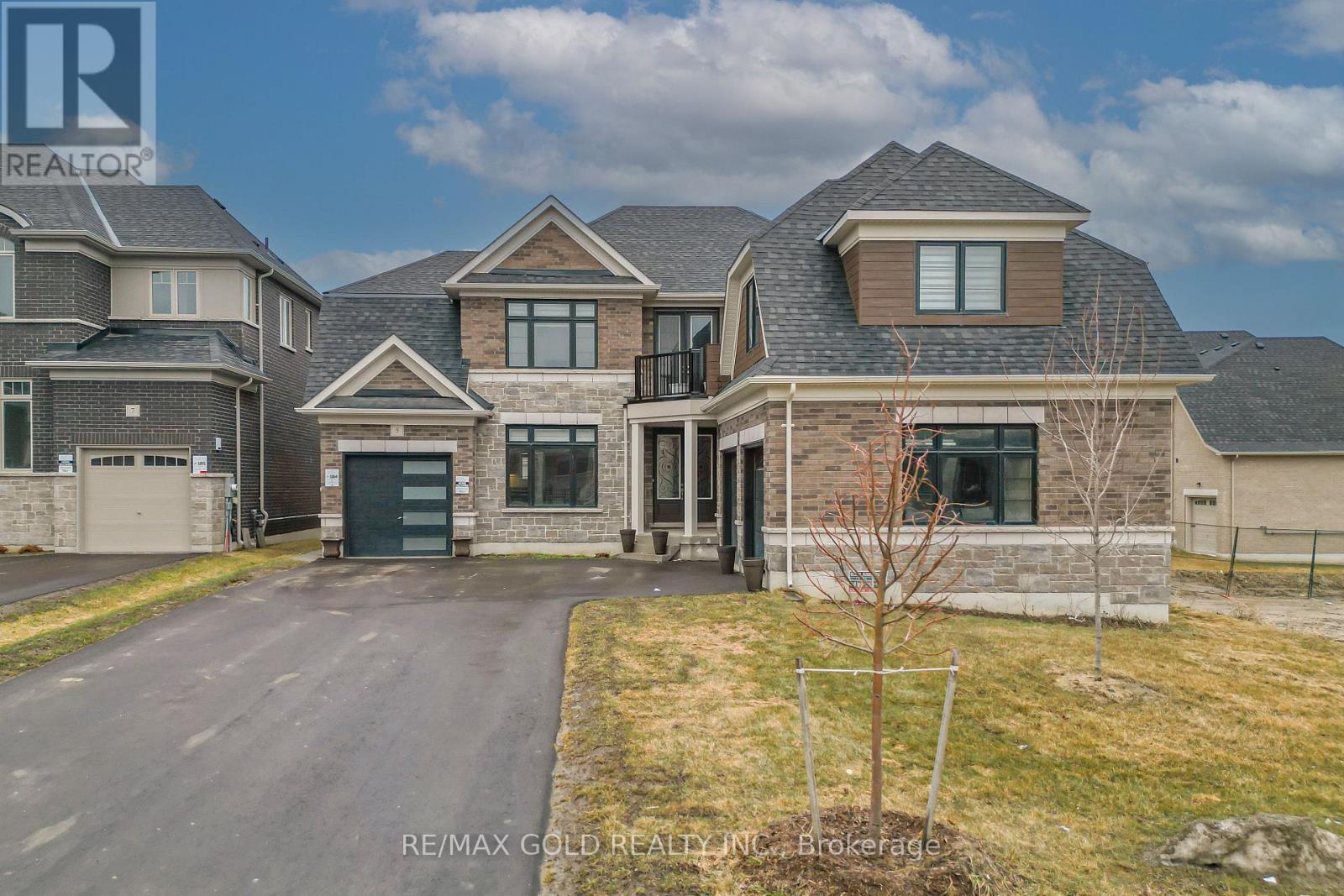 5 Elderberry Way Property Photo 1