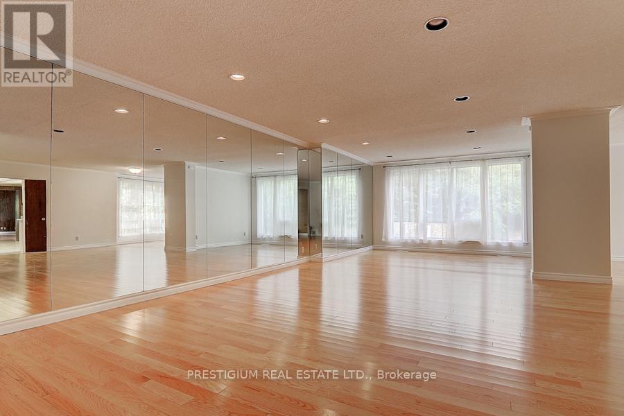 57 Laureleaf Road Property Photo 7
