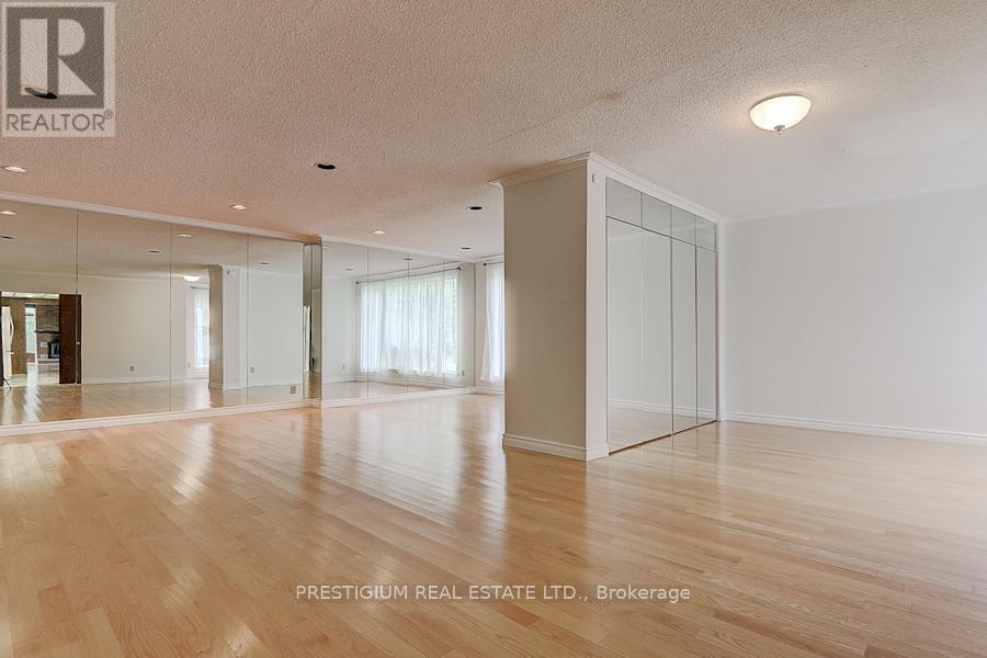 57 Laureleaf Road Property Photo 9