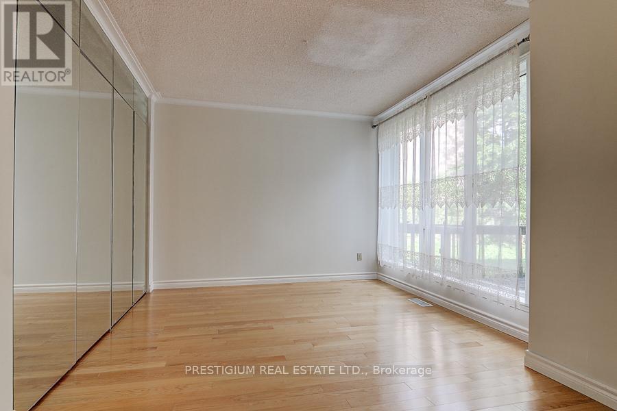57 Laureleaf Road Property Photo 13