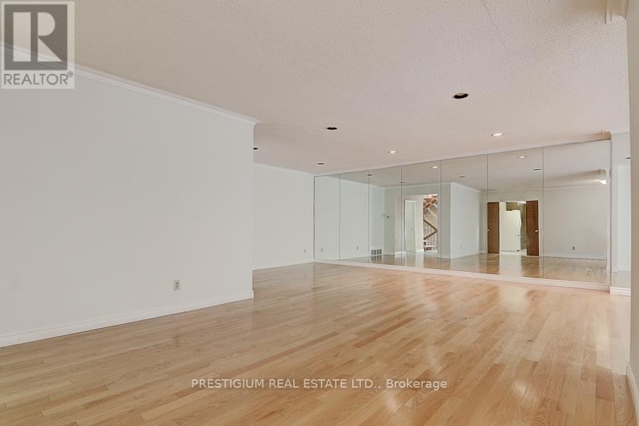 57 Laureleaf Road Property Photo 14