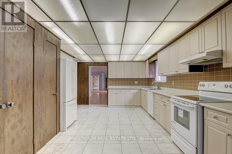 57 Laureleaf Road Property Photo 15