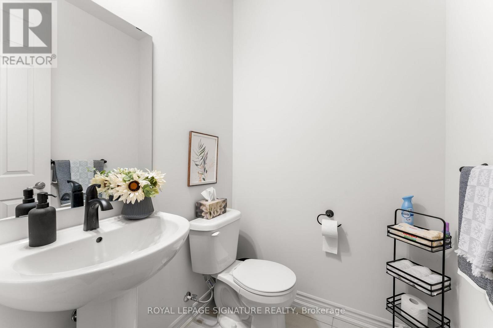 54 Sparrow Way Property Photo 2