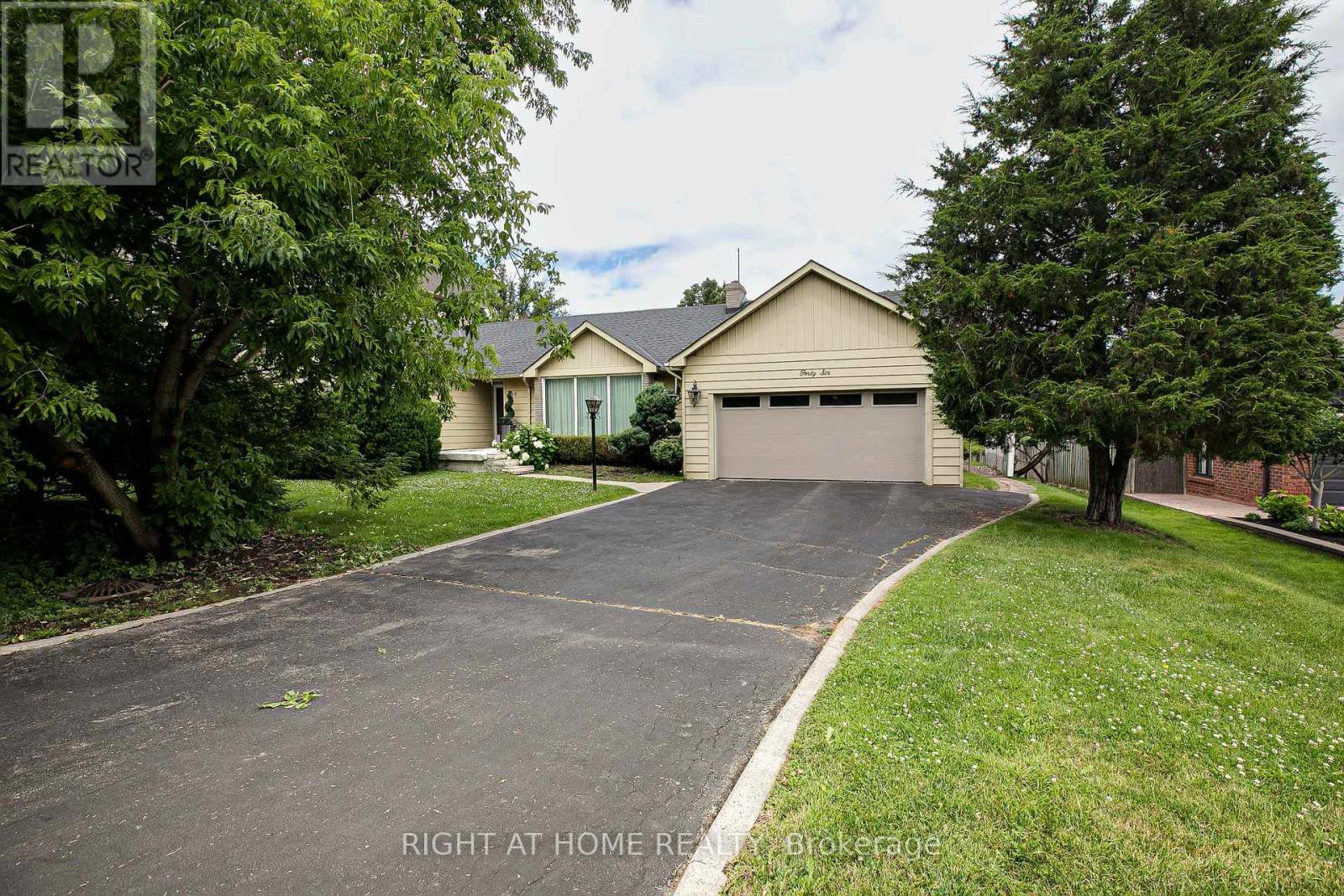 46 ROOSEVELT DRIVE