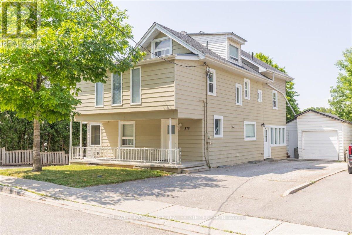 379 Simcoe Street Property Photo 1