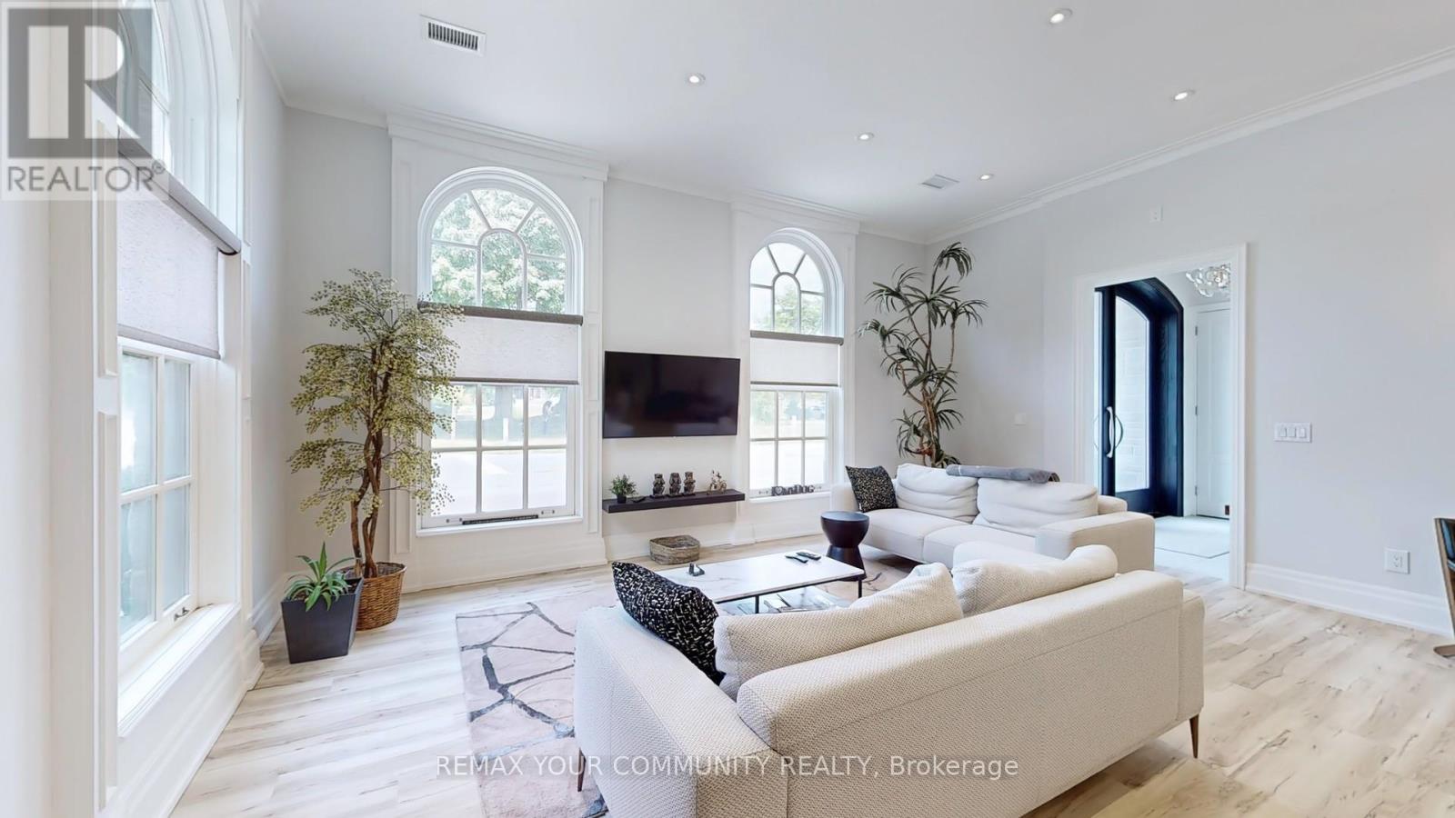 42 Somerville Street Property Photo 5