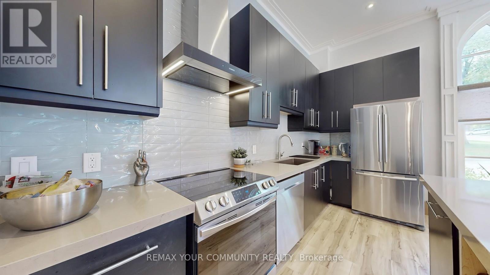 42 Somerville Street Property Photo 10