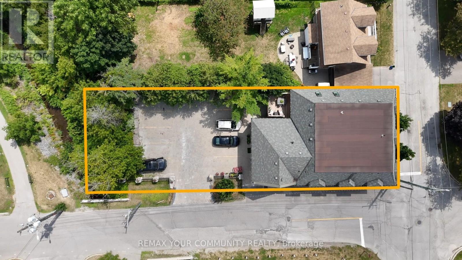 42 Somerville Street Property Photo 44