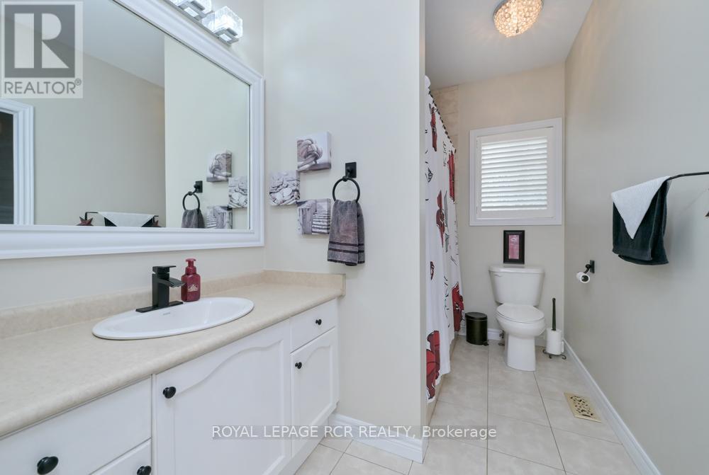 10 Fisher Drive Property Photo 10
