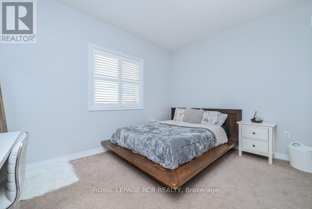 10 Fisher Drive Property Photo 19