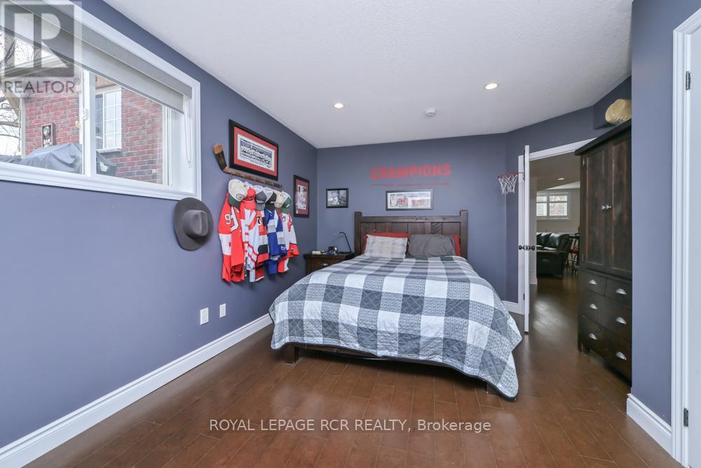 10 Fisher Drive Property Photo 25