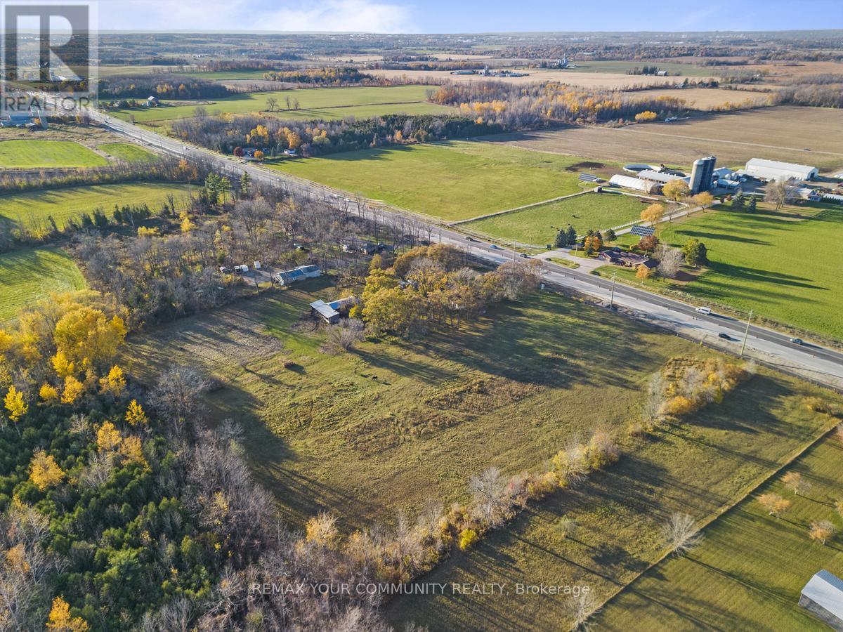 1703 Innisfil Beach Road Property Photo 5