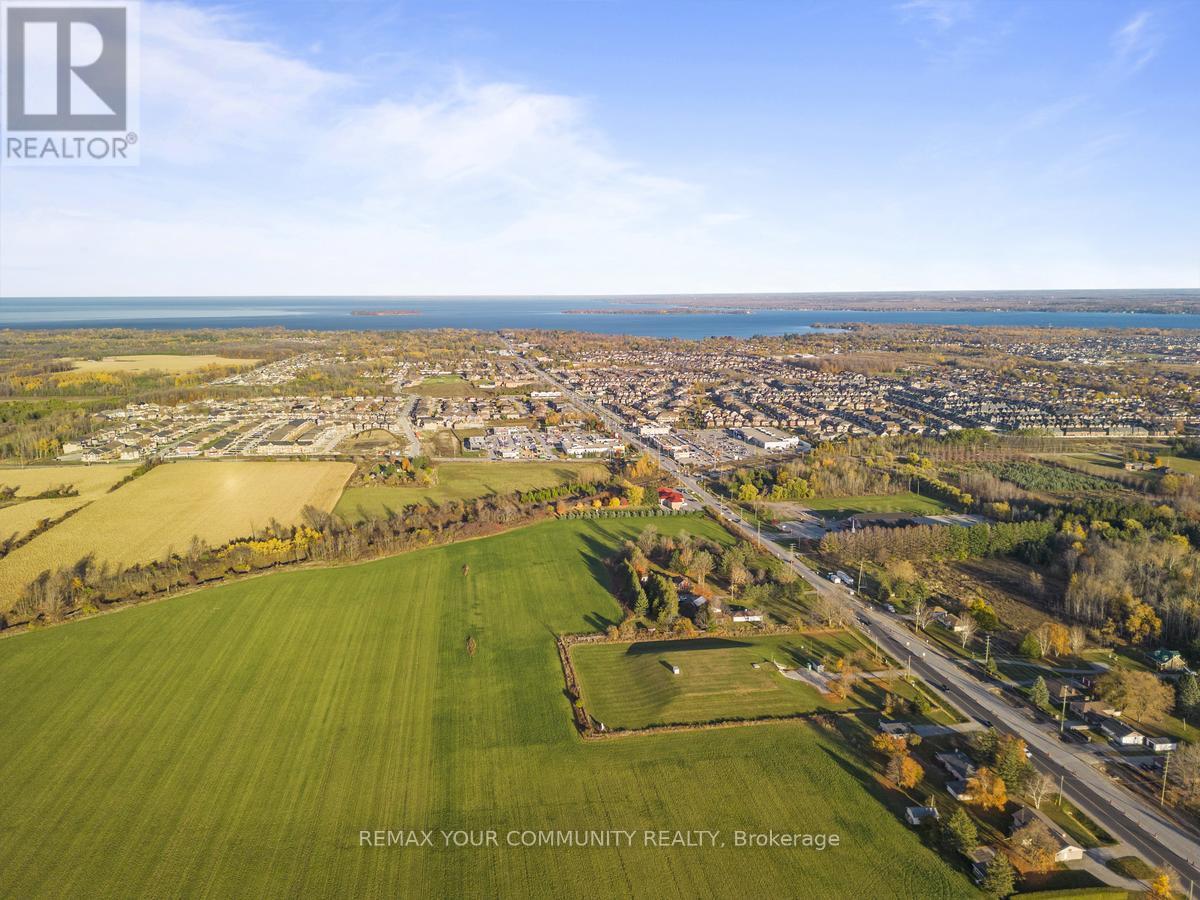 1703 Innisfil Beach Road Property Photo 6