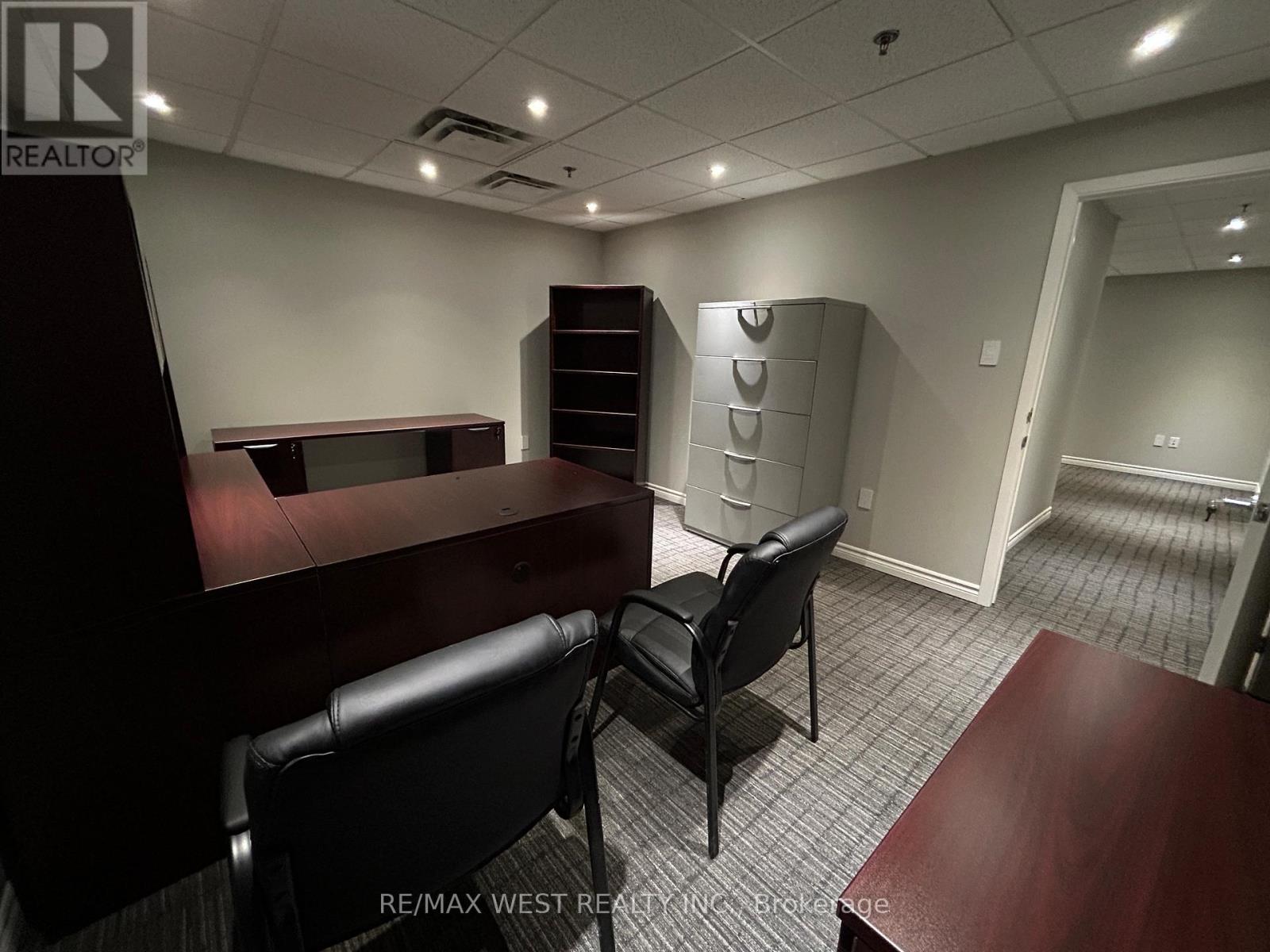 3 - 176 Rivermede Road Property Photo 2