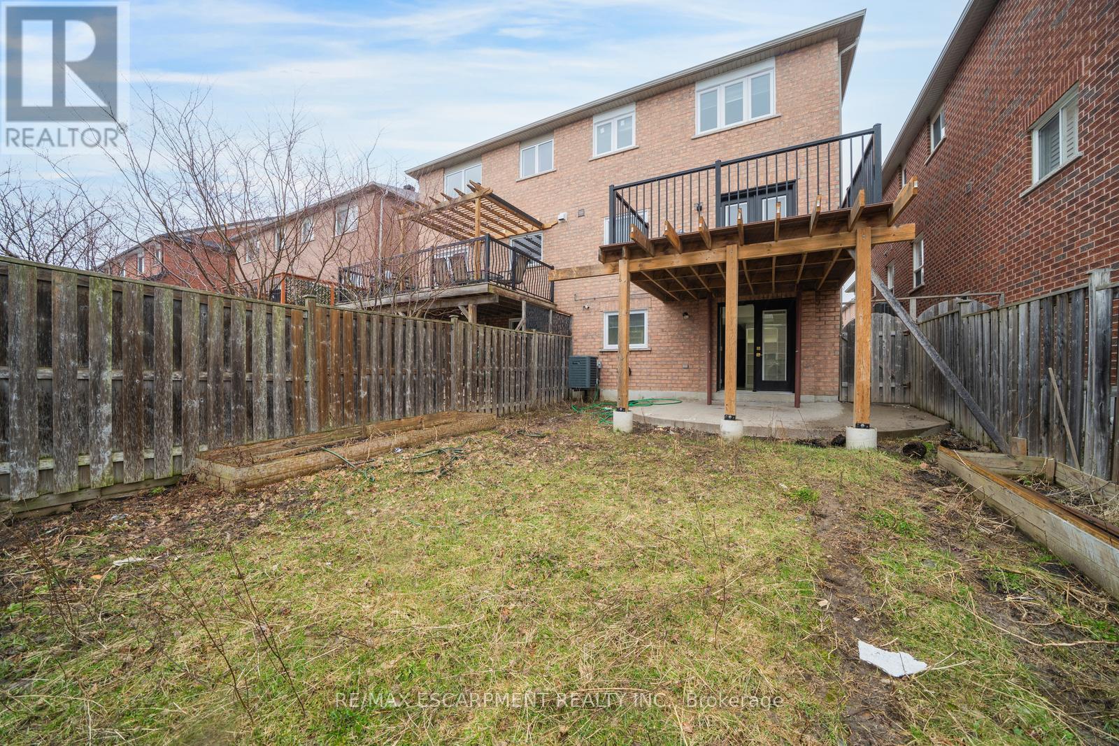 84 Andriana Crescent Property Photo 38