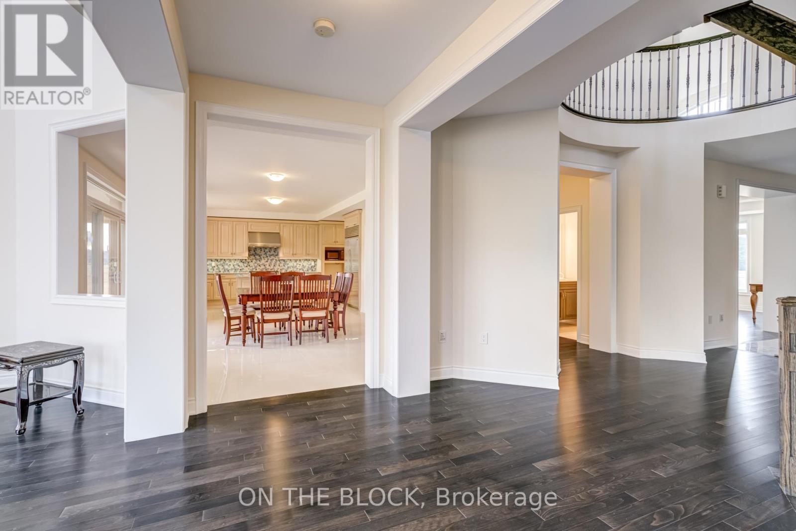24 Whitewood Drive Property Photo 21