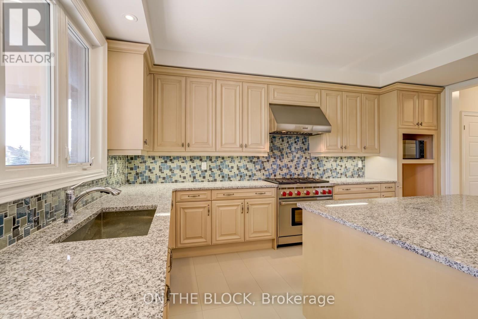 24 Whitewood Drive Property Photo 27