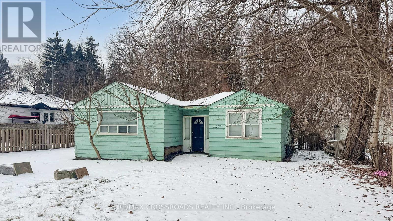 8204 Islington Avenue Property Photo 5