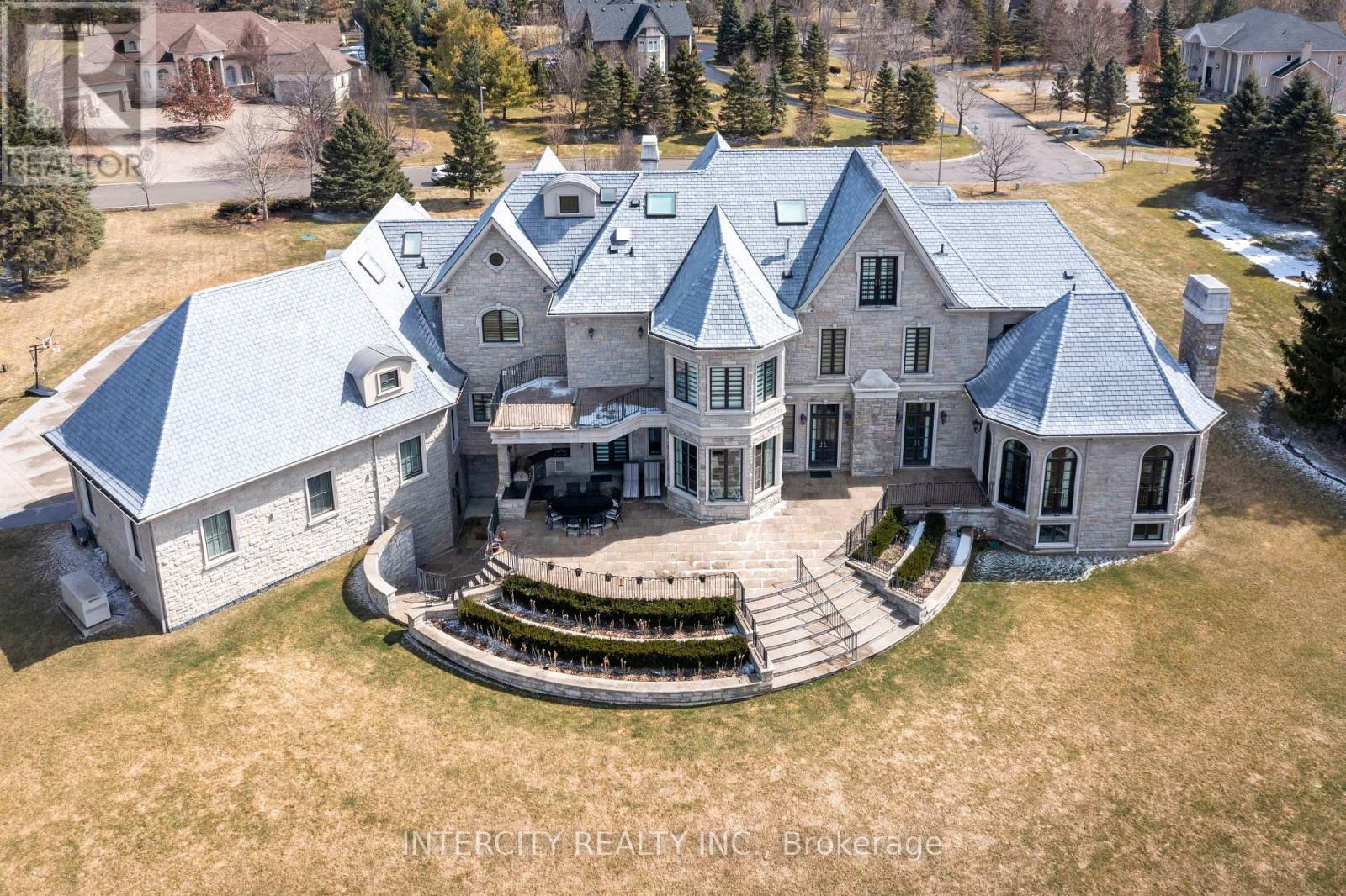 20 Orico Court Property Photo 3