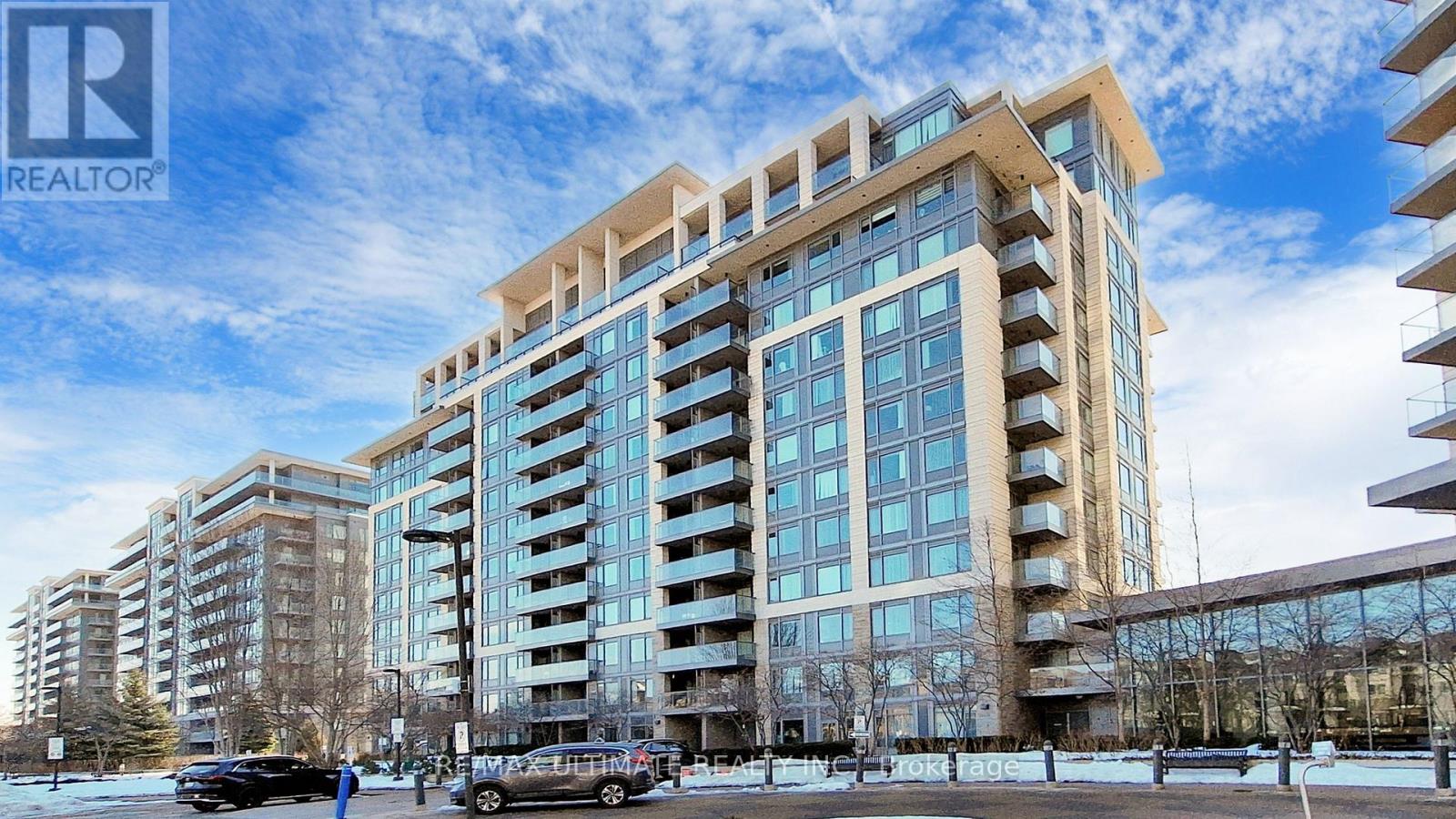 718 - 273 SOUTH PARK ROAD