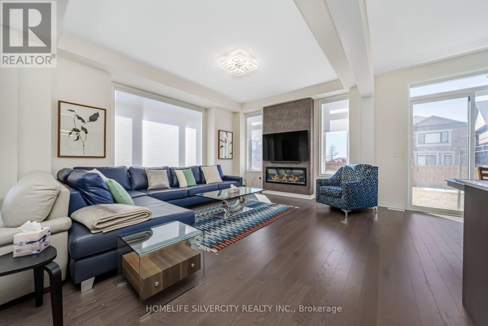 31 Canard Drive Property Photo 10