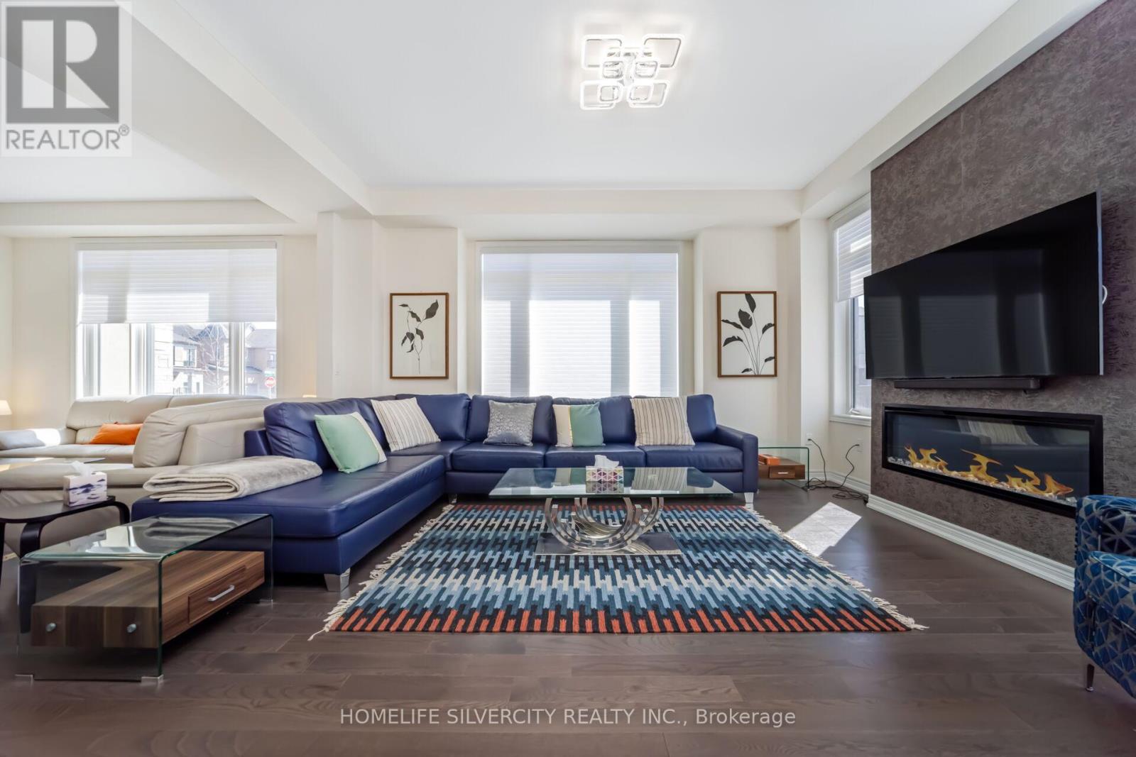 31 Canard Drive Property Photo 11