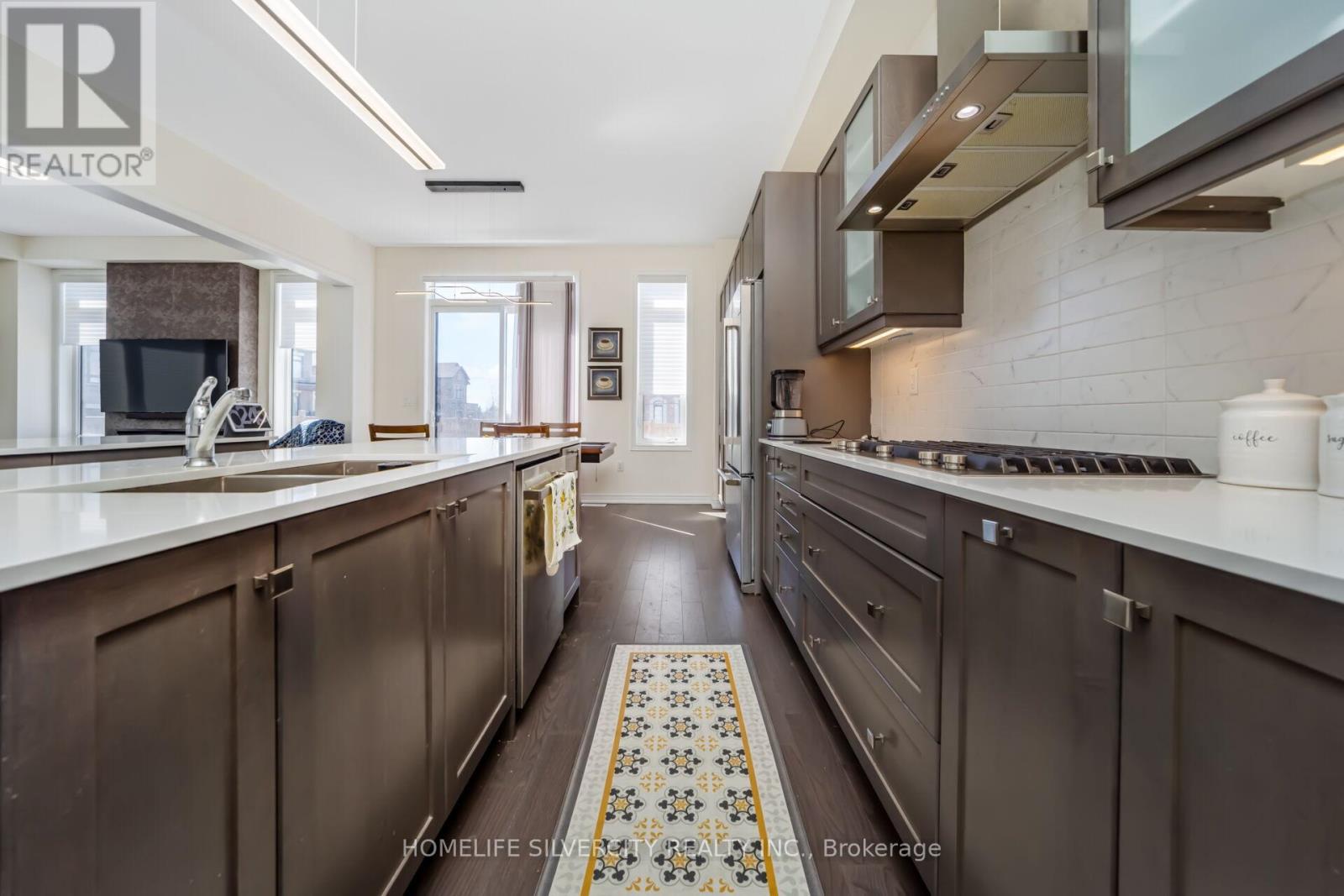 31 Canard Drive Property Photo 16