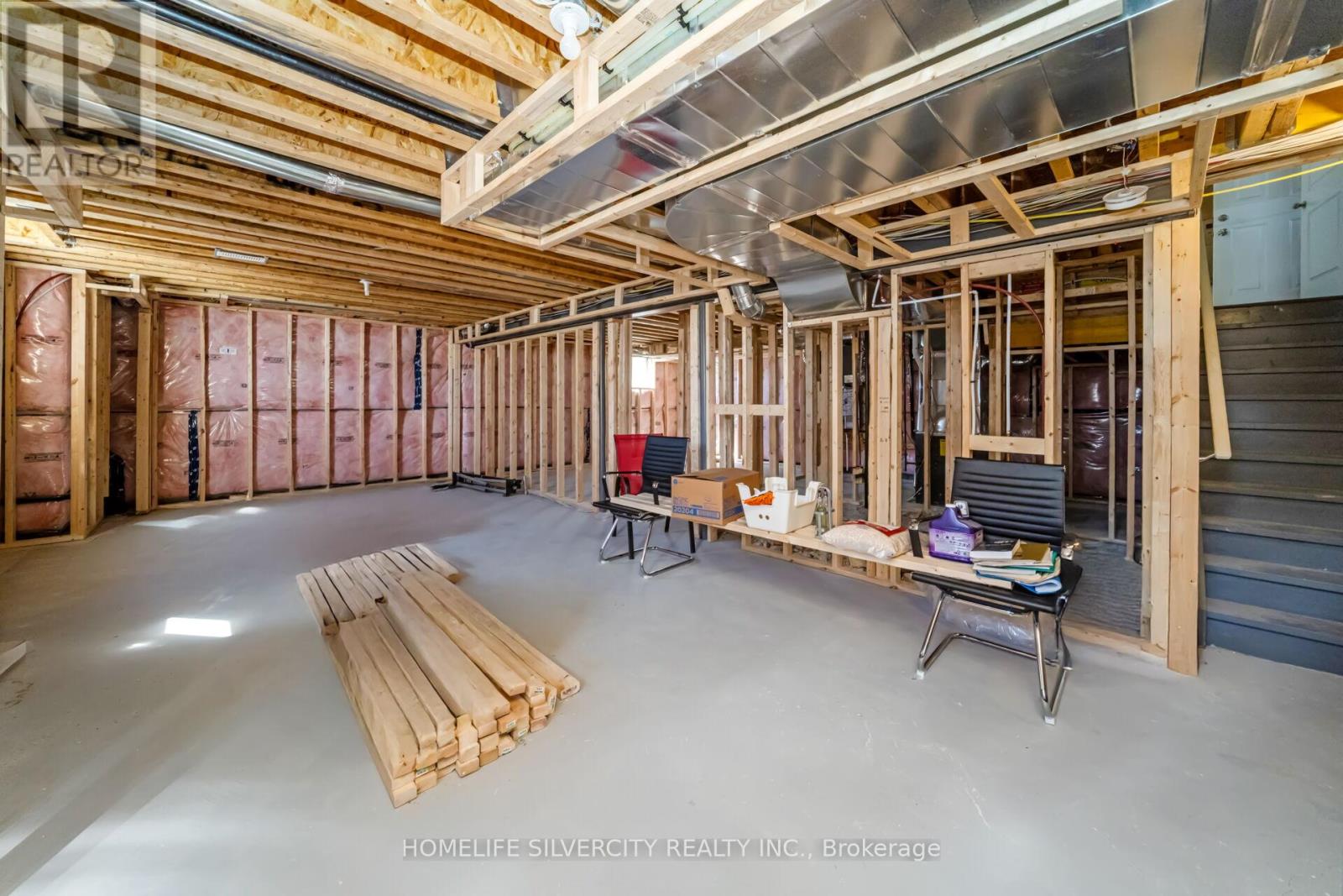 31 Canard Drive Property Photo 38