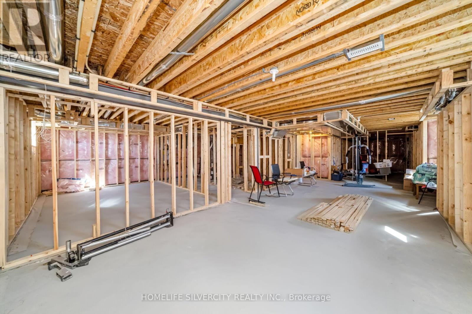 31 Canard Drive Property Photo 39