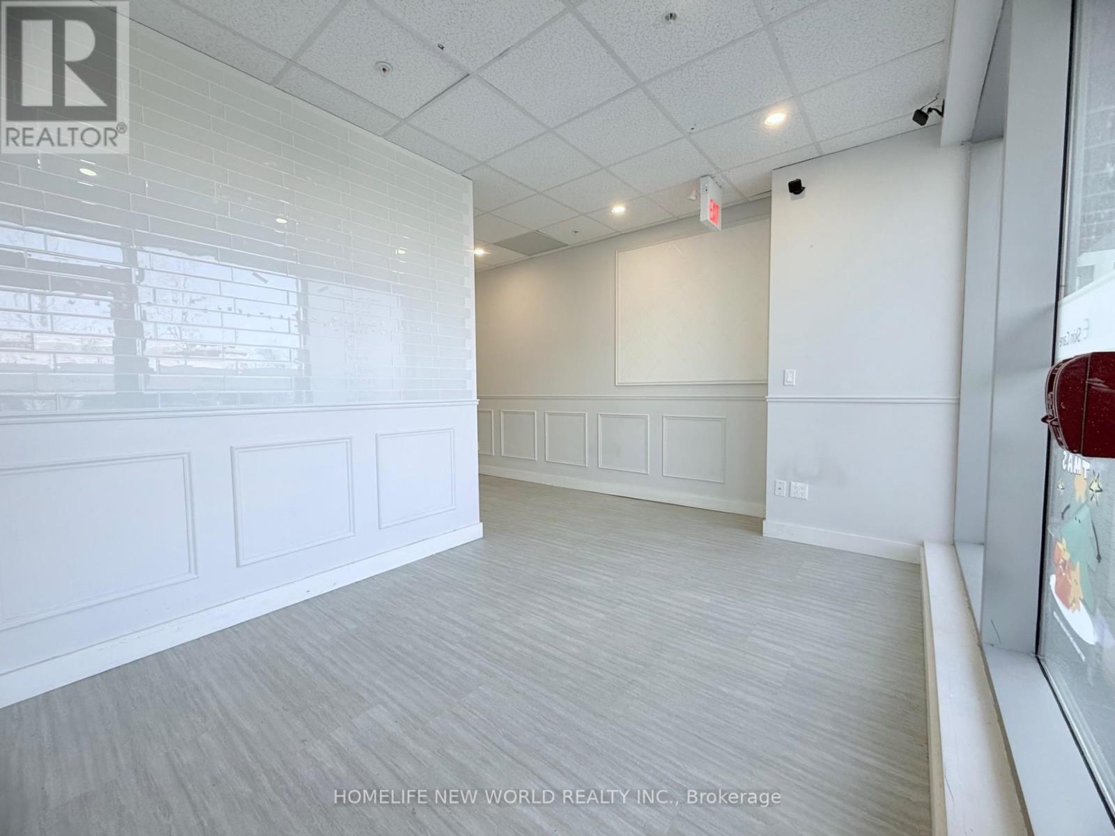 7 & 108 & 109 - 7181 Yonge Street Property Photo 19