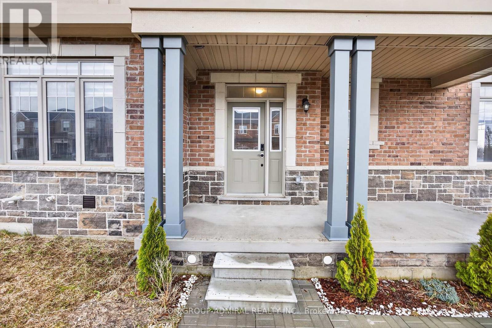 2237 Grainger Loop Property Photo 4