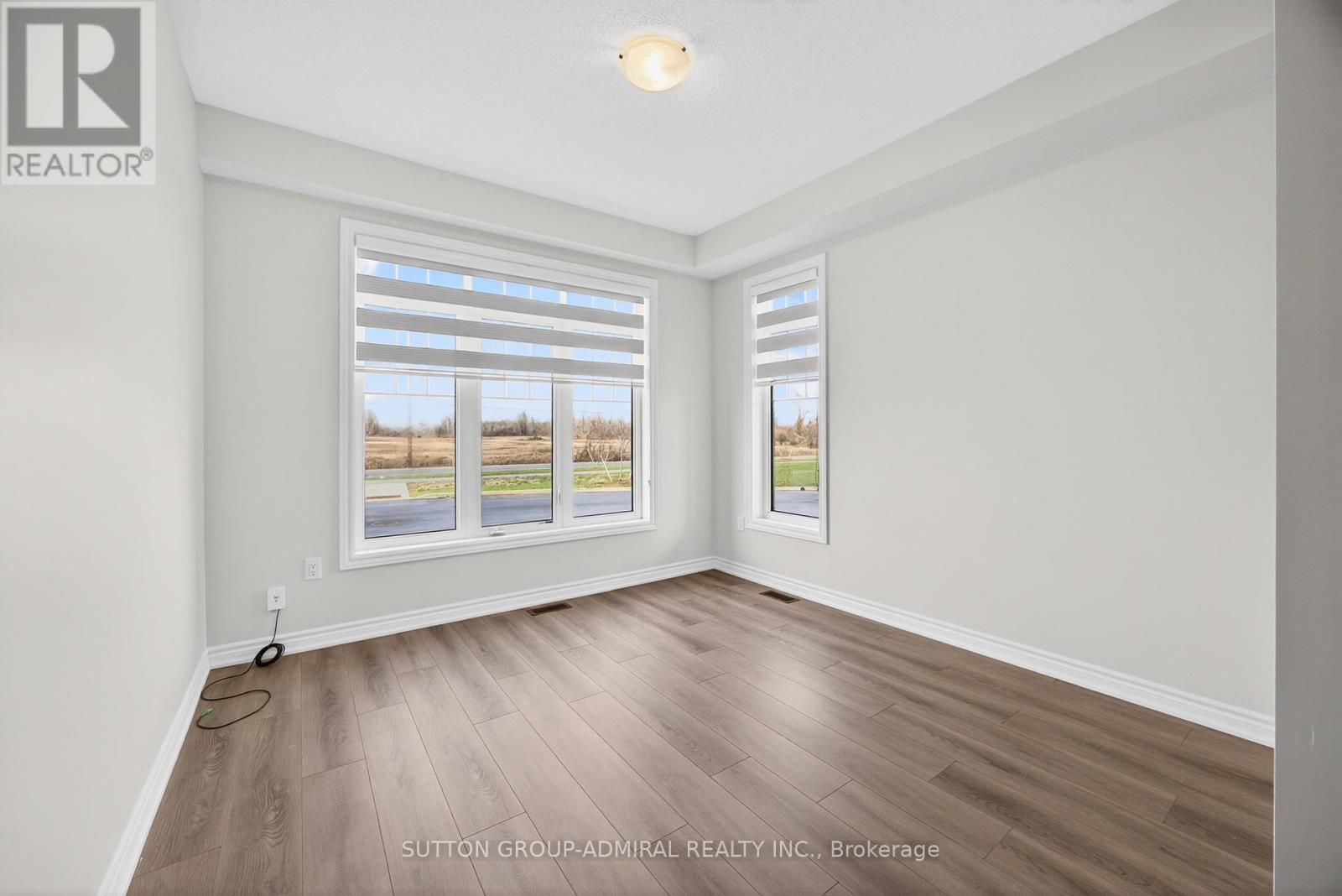 2237 Grainger Loop Property Photo 7