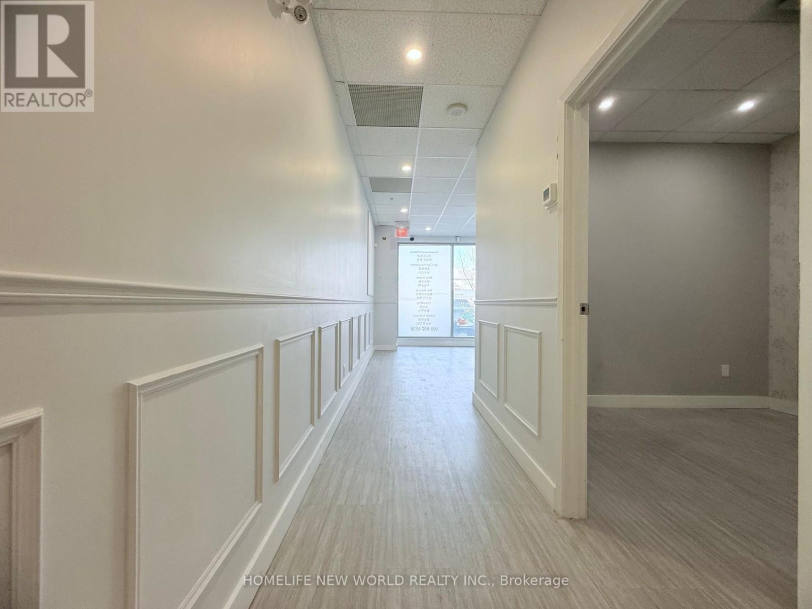 7 &108 &109 - 7181 Yonge Street Property Photo 13