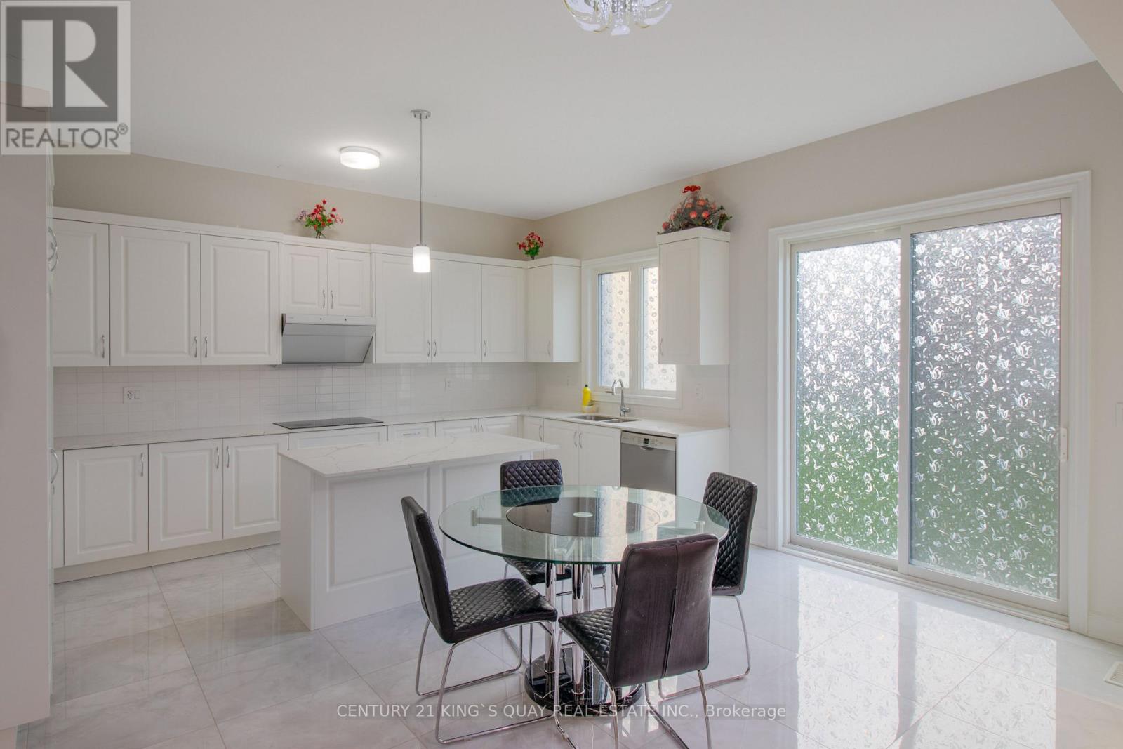 38 Tipp Drive Property Photo 10