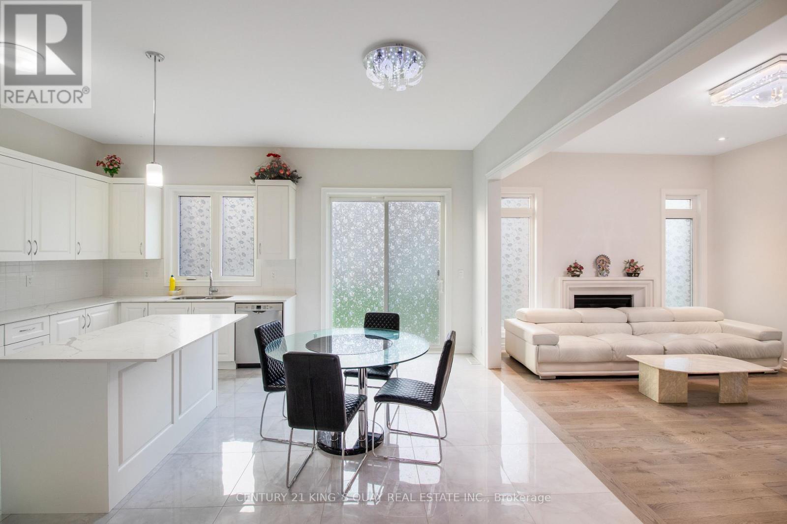 38 Tipp Drive Property Photo 11