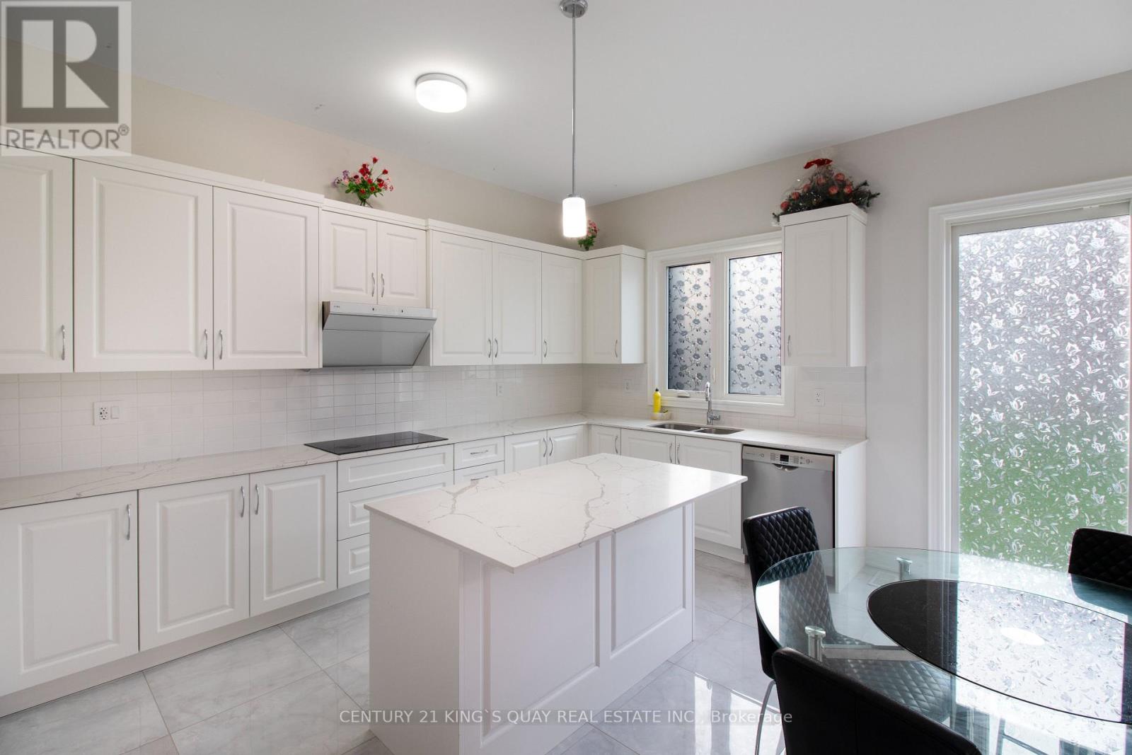 38 Tipp Drive Property Photo 13