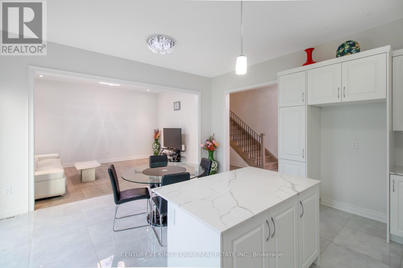 38 Tipp Drive Property Photo 14
