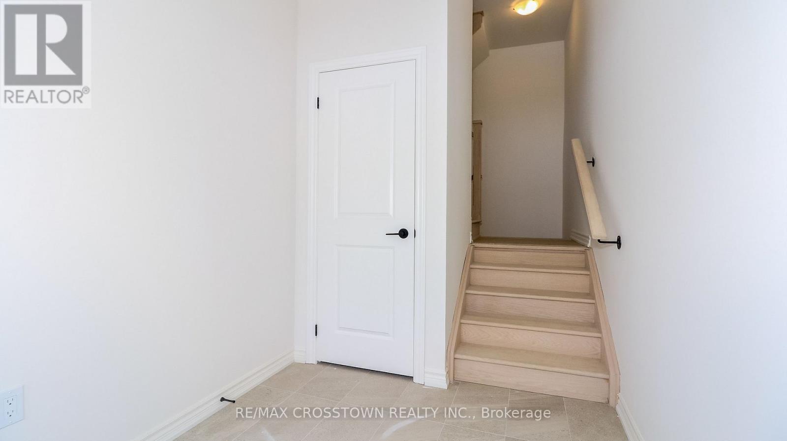 (unit 6) - 1227 Corm Street Property Photo 4