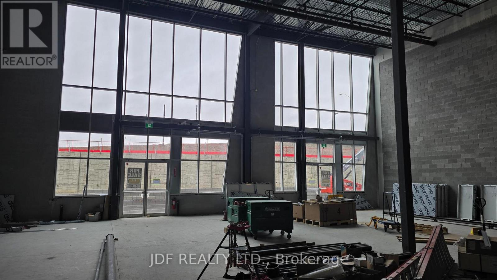 3 - 435 Cityview Boulevard Property Photo 14