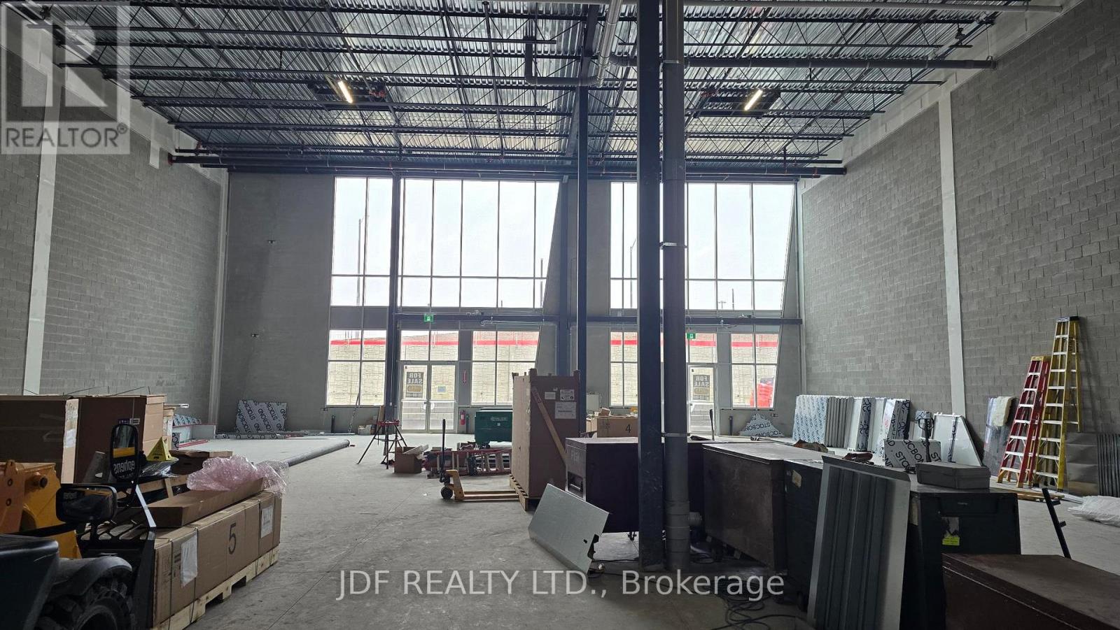 3 - 435 Cityview Boulevard Property Photo 17