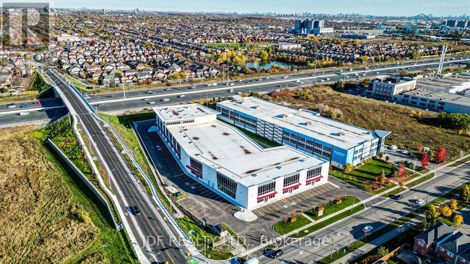 3 - 435 Cityview Boulevard Property Photo 20