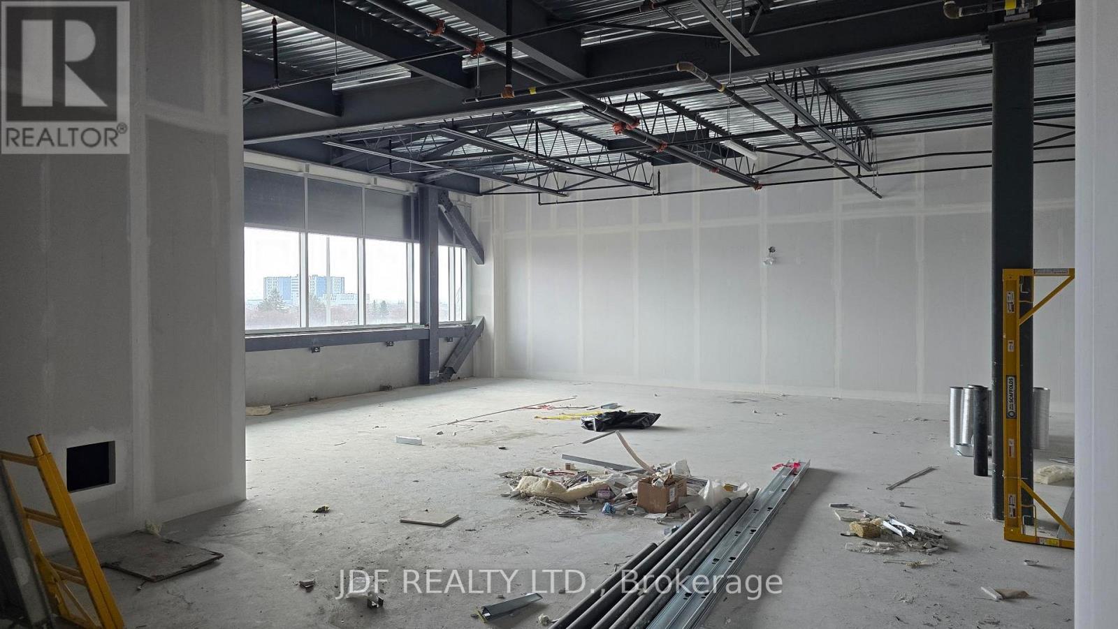 204 - 435 Cityview Boulevard Property Photo 12