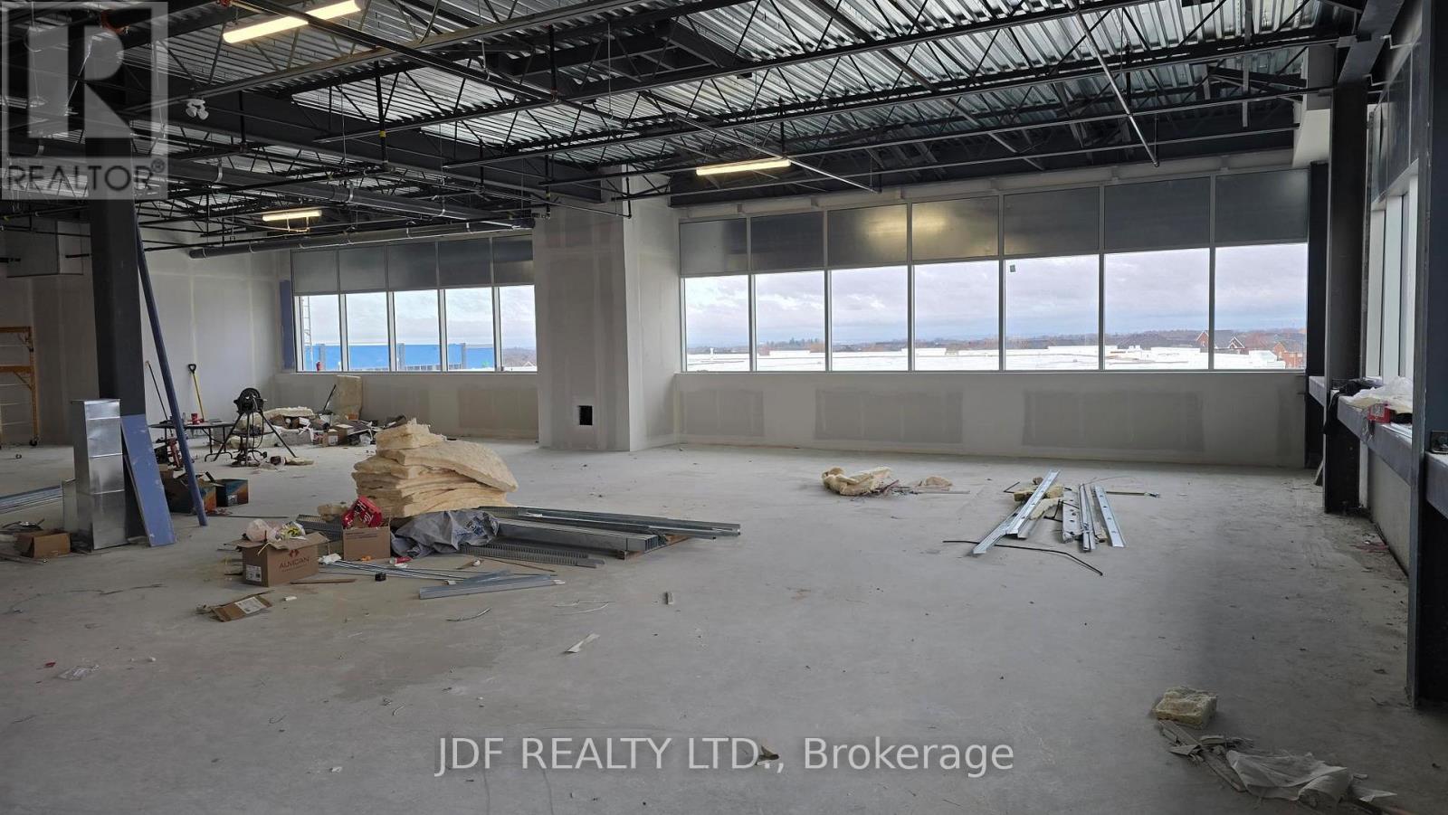 204 - 435 Cityview Boulevard Property Photo 13