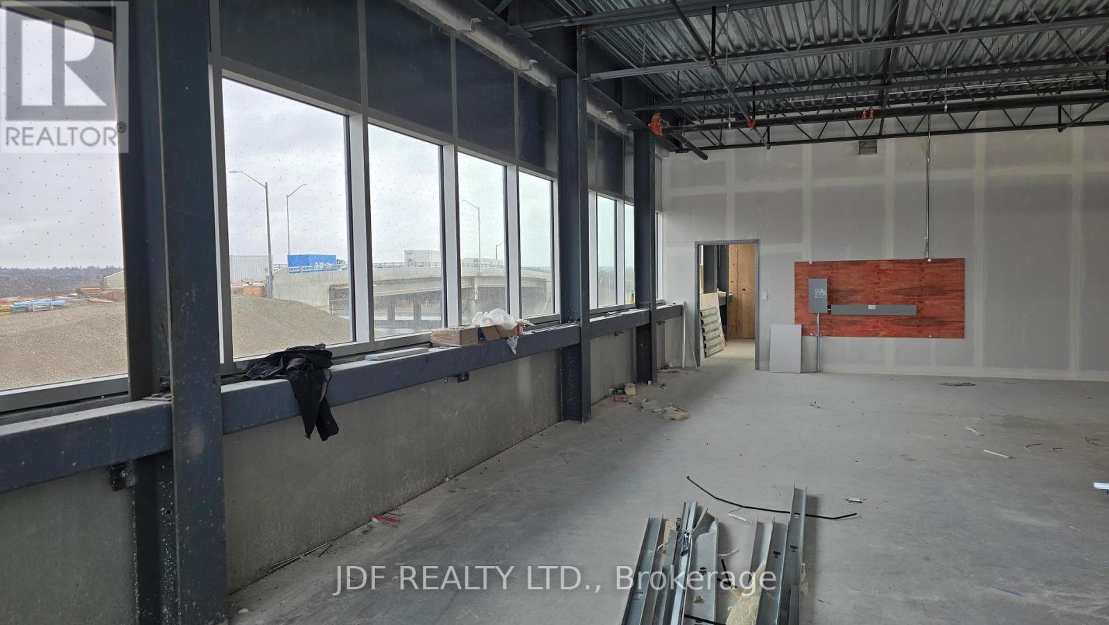 204 - 435 Cityview Boulevard Property Photo 16