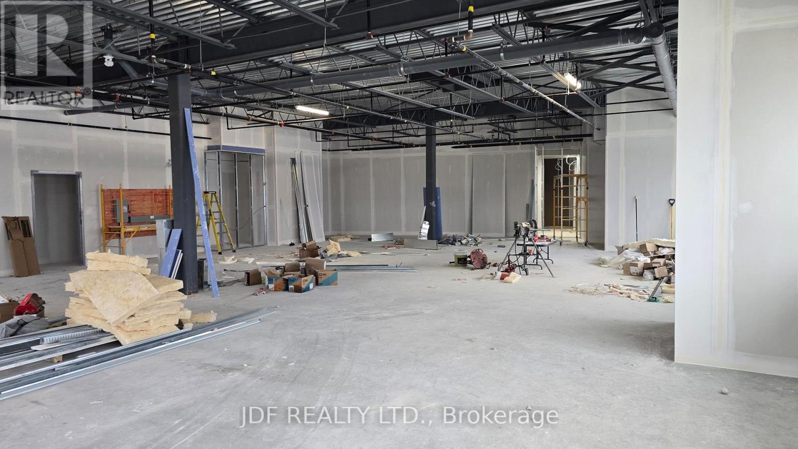 204 - 435 Cityview Boulevard Property Photo 17