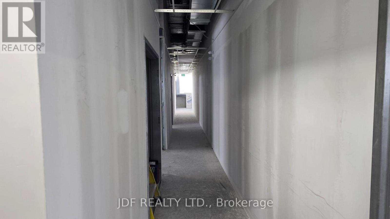 204 - 435 Cityview Boulevard Property Photo 21