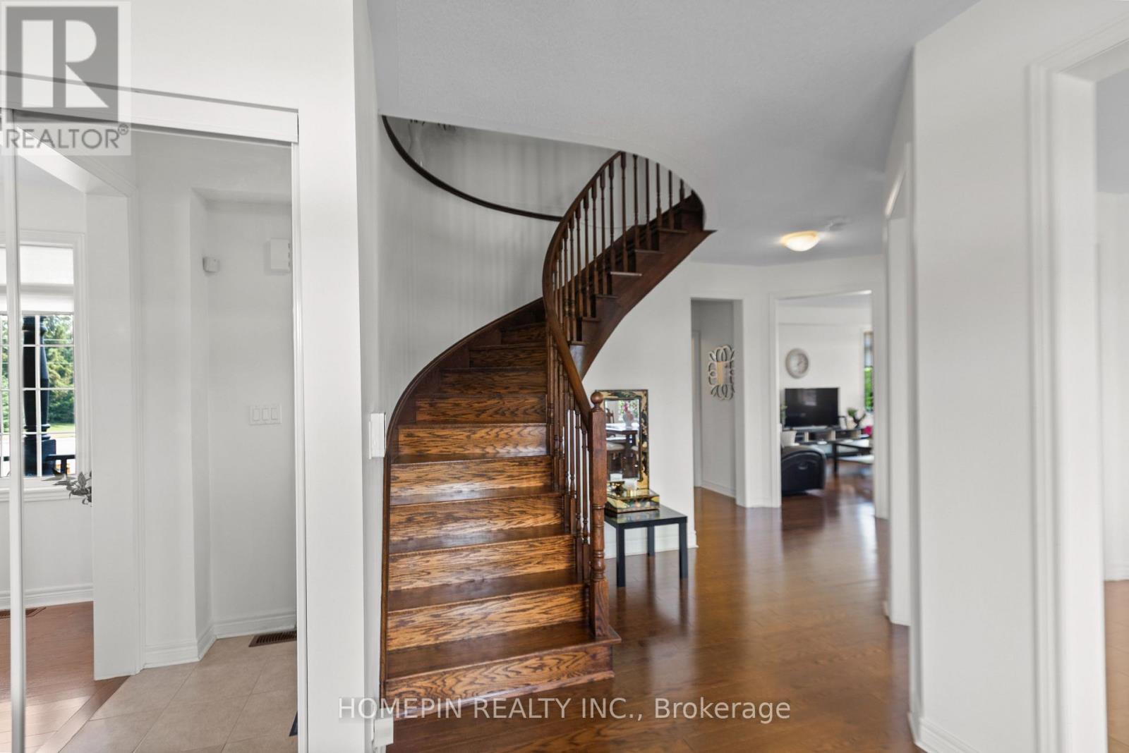 1 Treetops Boulevard Property Photo 3