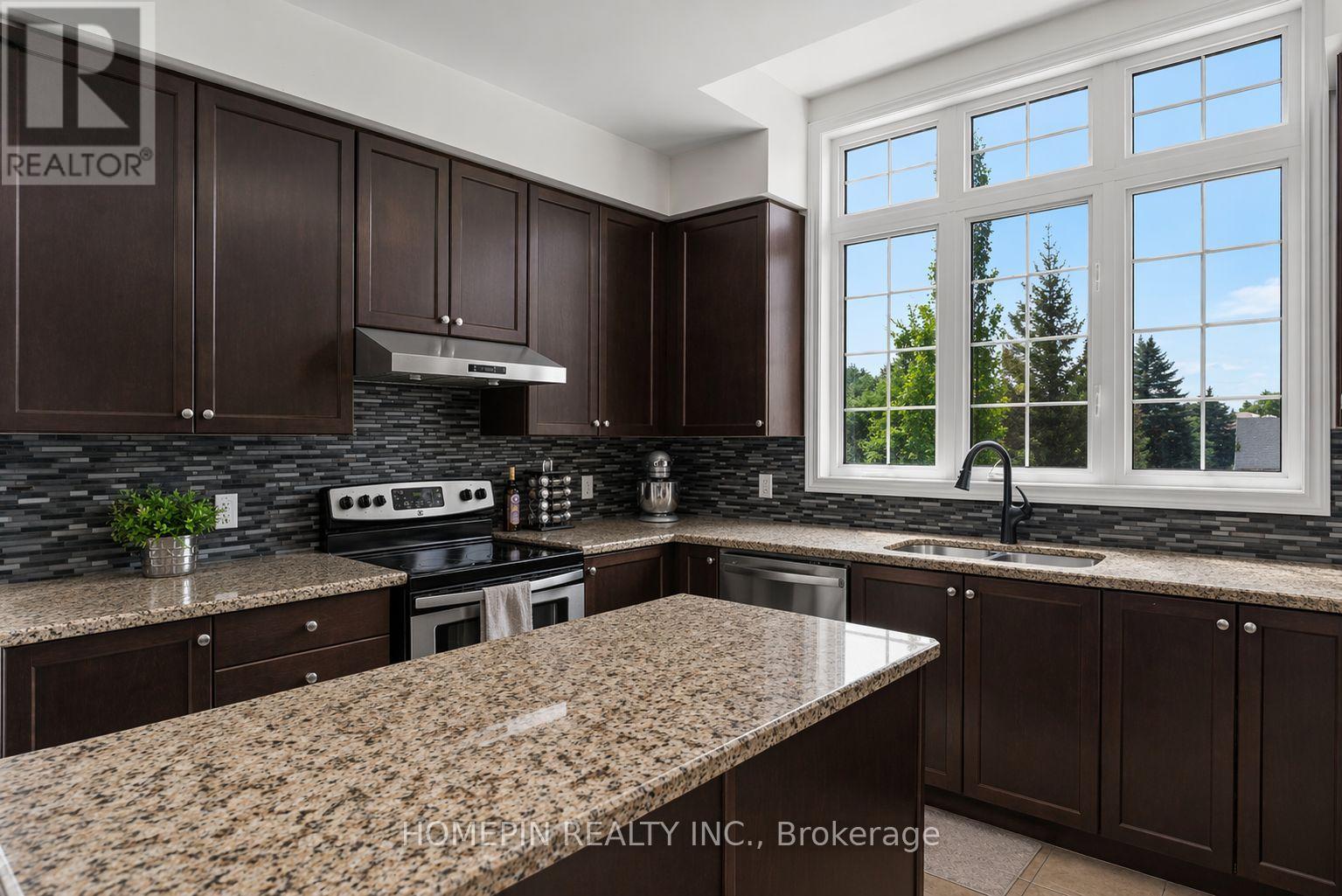 1 Treetops Boulevard Property Photo 9