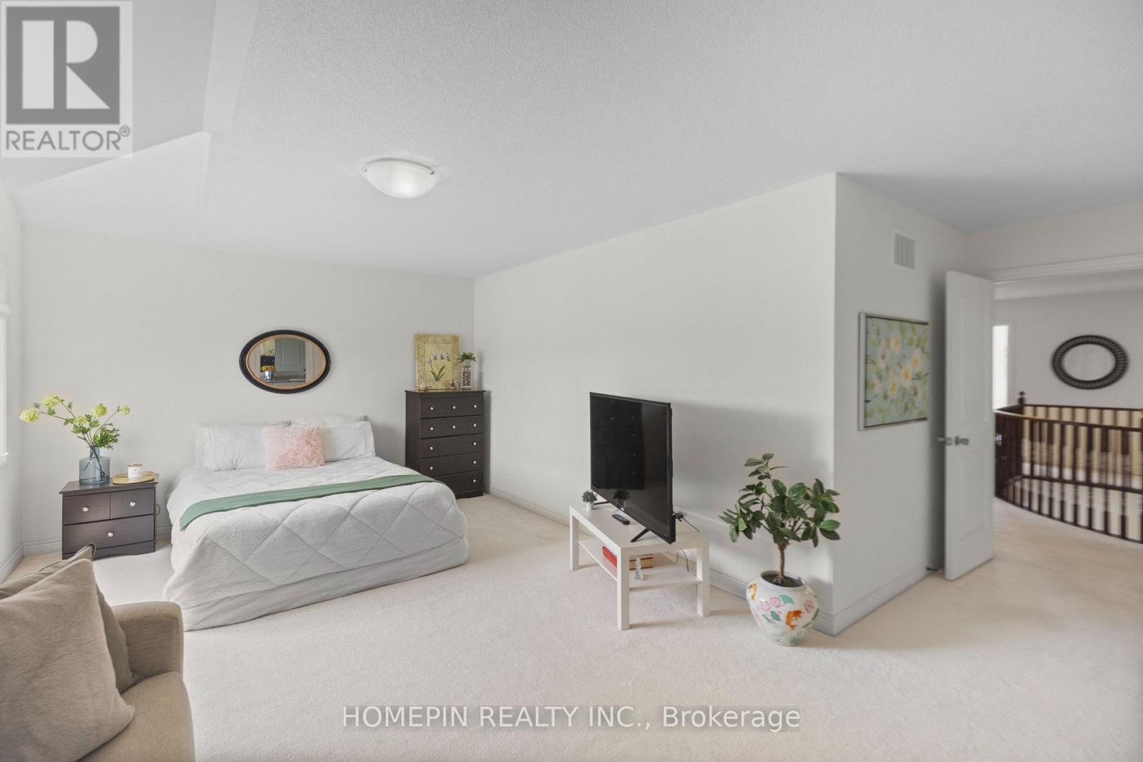 1 Treetops Boulevard Property Photo 13