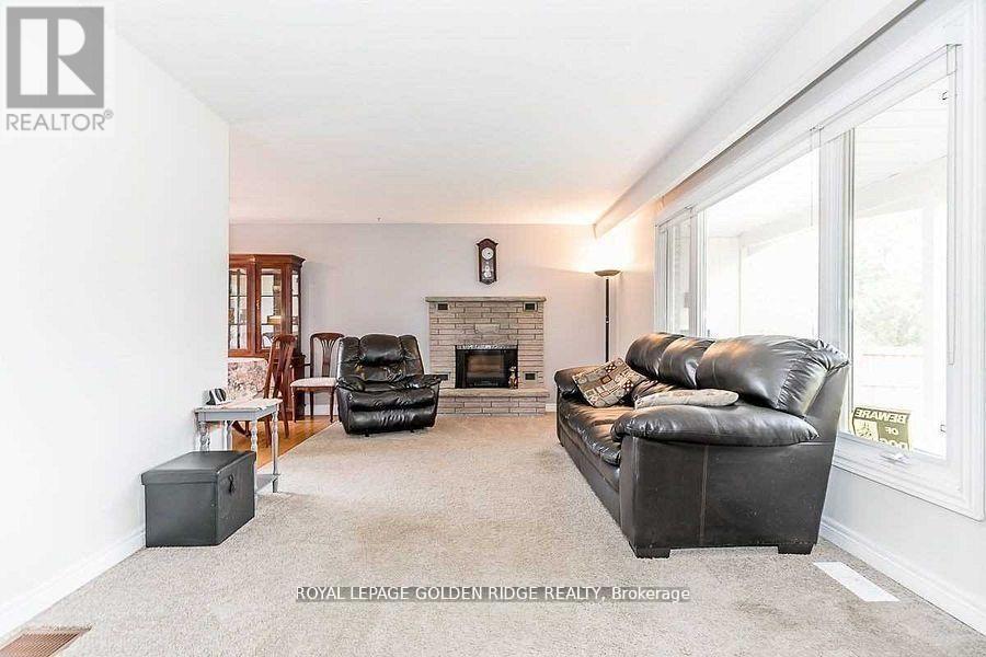 2082 Lea Road Property Photo 2